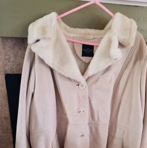 White winter coat. Never worn